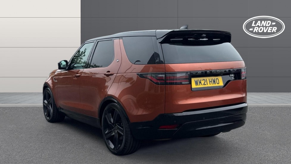 Land Rover Discovery 3.0 D300 R-Dynamic HSE 5dr Auto Diesel Station Wagon - Image 2
