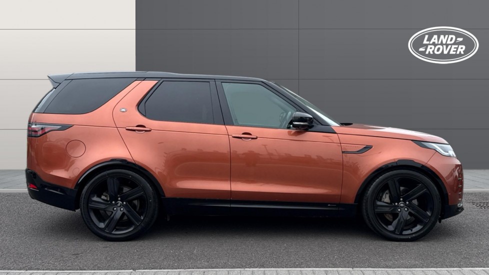 Land Rover Discovery 3.0 D300 R-Dynamic HSE 5dr Auto Diesel Station Wagon - Image 5