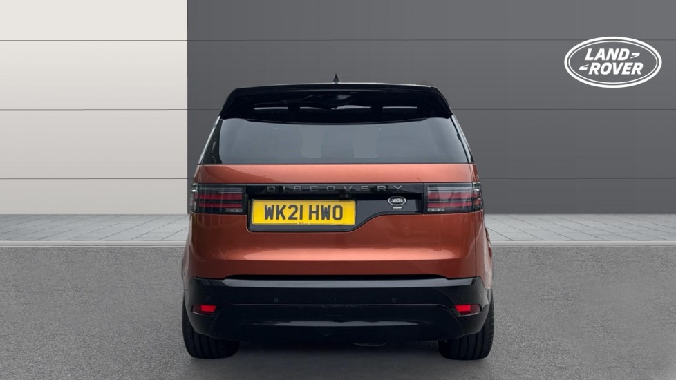 Land Rover Discovery 3.0 D300 R-Dynamic HSE 5dr Auto Diesel Station Wagon - Image 6