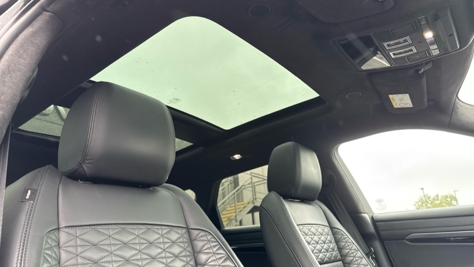 Land Rover Range Rover Evoque 2.0 D200 Autobiography 5dr Auto Diesel Hatchback - Image 21