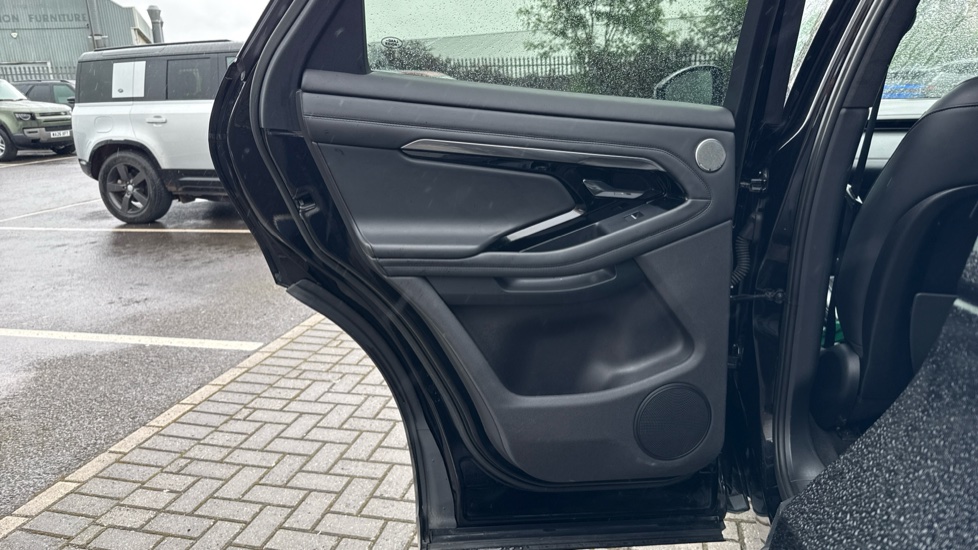 Land Rover Range Rover Evoque 2.0 D200 Autobiography 5dr Auto Diesel Hatchback - Image 36