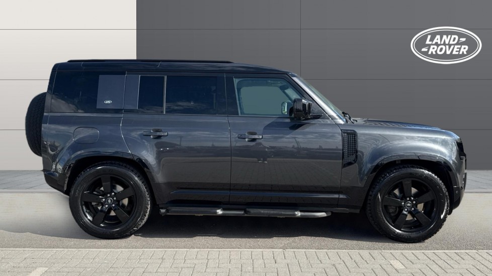 Land Rover Defender 3.0 D250 X-Dynamic SE 110 5dr Auto [7 Seat] Diesel Estate - Image 5