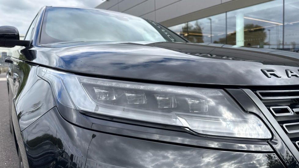 Land Rover Range Rover Velar 2.0 P250 Dynamic HSE 5dr Auto Petrol Estate - Image 17