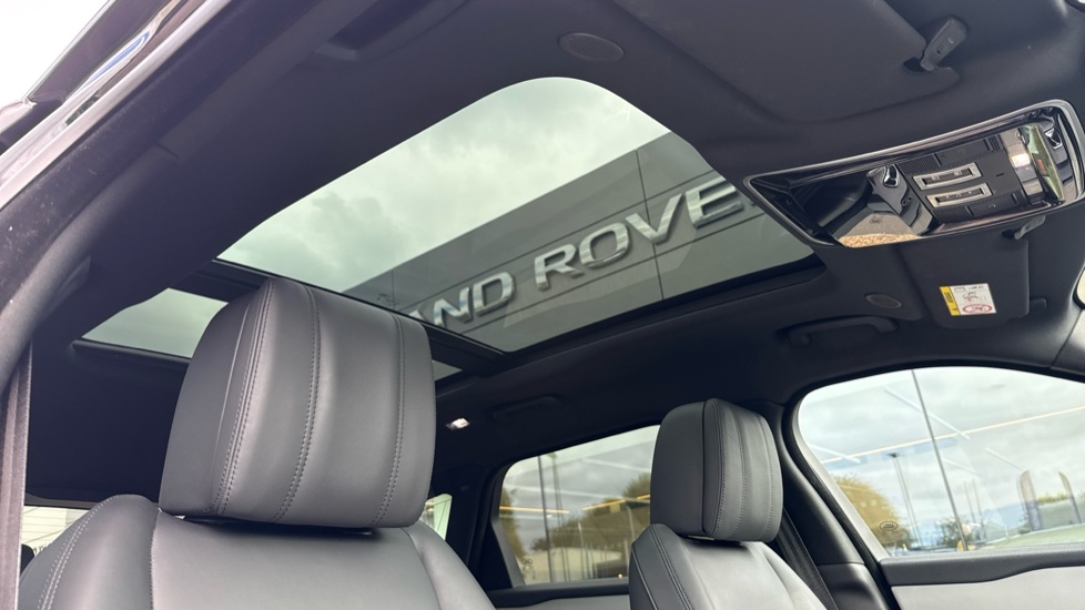 Land Rover Range Rover Velar 2.0 P250 Dynamic HSE 5dr Auto Petrol Estate - Image 21