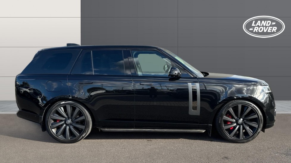 Land Rover Range Rover 4.4 P615 V8 SV 4dr Auto Petrol Estate - Image 5