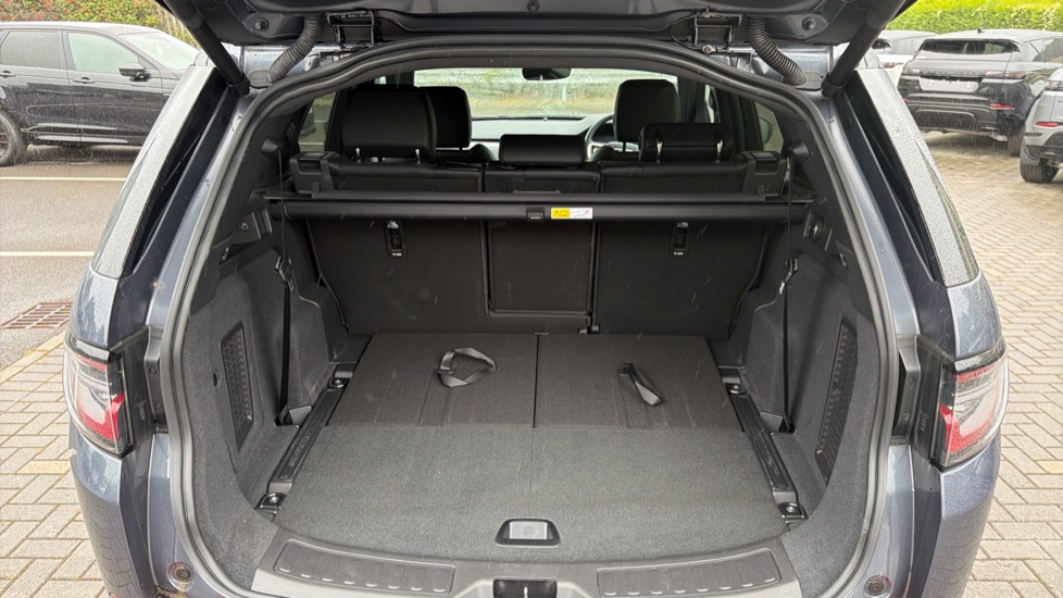 Land Rover Discovery Sport 2.0 D200 Dynamic SE 5dr Auto [5 Seat] Diesel Station Wagon - Image 10