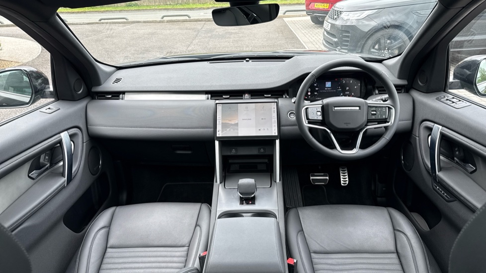 Land Rover Discovery Sport 2.0 D200 Dynamic SE 5dr Auto [5 Seat] Diesel Station Wagon - Image 9