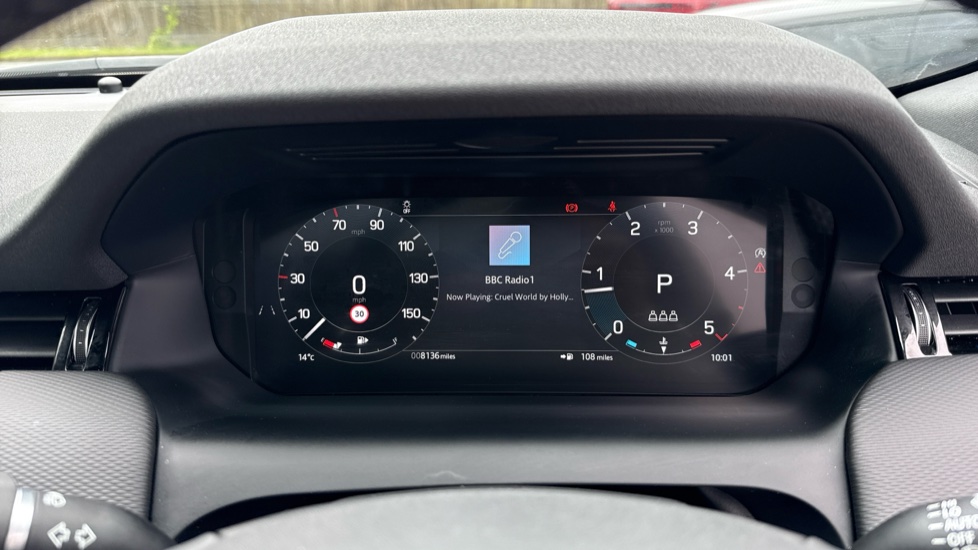 Land Rover Discovery Sport 2.0 D200 Dynamic SE 5dr Auto [5 Seat] Diesel Station Wagon - Image 16