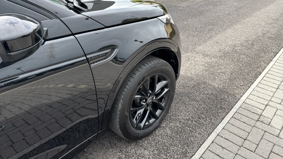 Land Rover Discovery Sport 2.0 D200 Dynamic SE 5dr Auto [5 Seat] Diesel Station Wagon - Image 22