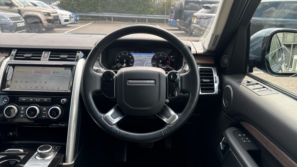 Land Rover Discovery 3.0 SD6 HSE Luxury 5dr Auto Diesel Station Wagon - Image 13