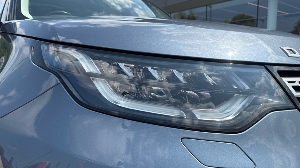 Land Rover Discovery 3.0 SD6 HSE Luxury 5dr Auto Diesel Station Wagon - Image 15