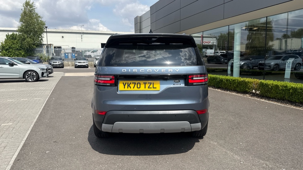 Land Rover Discovery 3.0 SD6 HSE Luxury 5dr Auto Diesel Station Wagon - Image 40