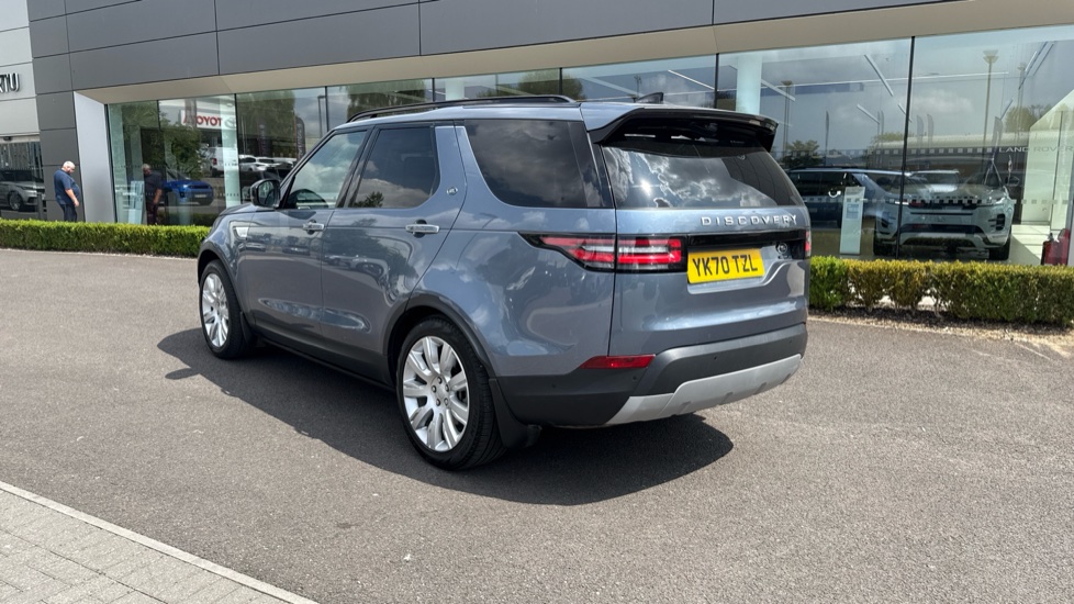 Land Rover Discovery 3.0 SD6 HSE Luxury 5dr Auto Diesel Station Wagon - Image 41