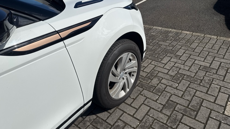 Land Rover Range Rover Evoque 2.0 D200 R-Dynamic S 5dr Auto Diesel Hatchback - Image 22
