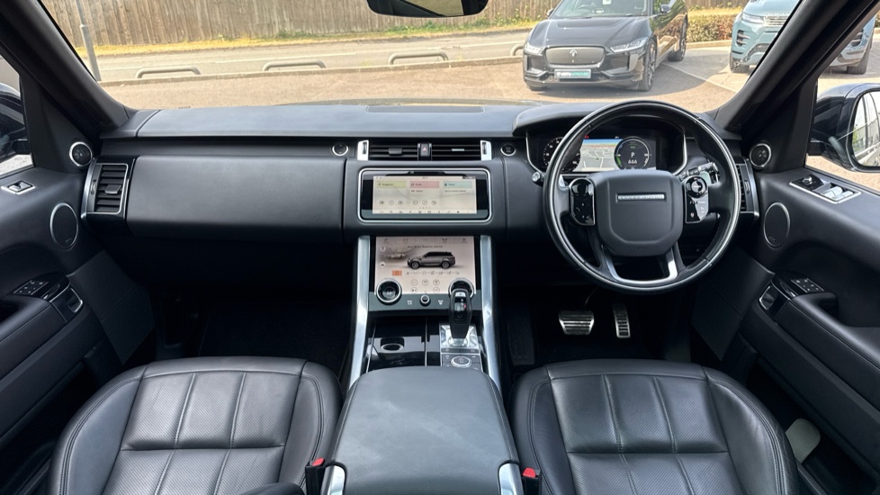 Land Rover Range Rover Sport 2.0 P400e HSE Dynamic Black 5dr Auto Estate - Image 9
