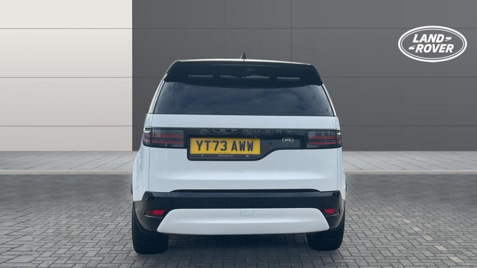 Land Rover Discovery 3.0 D300 R-Dynamic SE 5dr Auto Diesel Station Wagon - Image 6