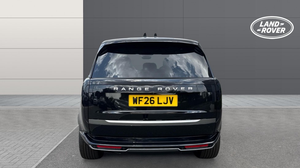 Land Rover Range Rover 3.0 D300 HSE 4dr Auto Diesel Estate - Image 6