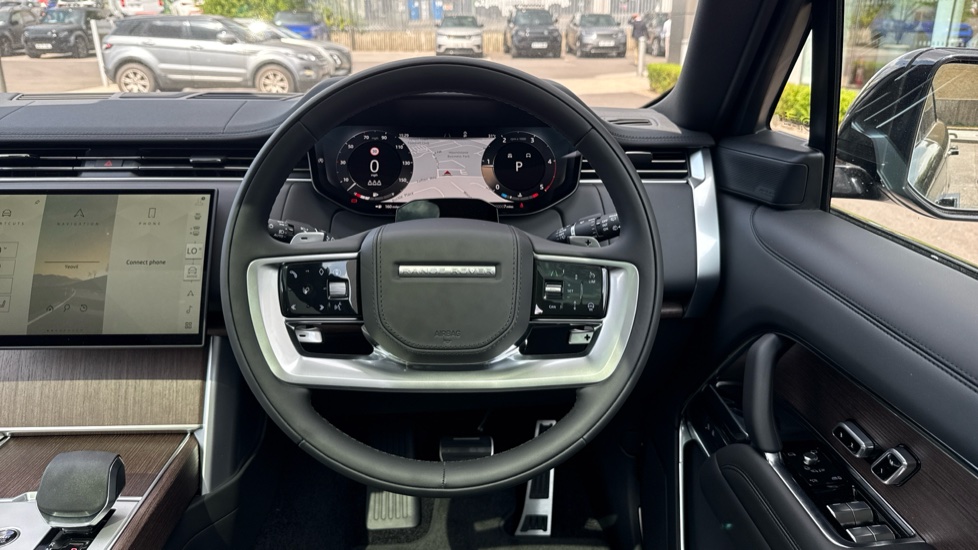 Land Rover Range Rover 3.0 D300 HSE 4dr Auto Diesel Estate - Image 15