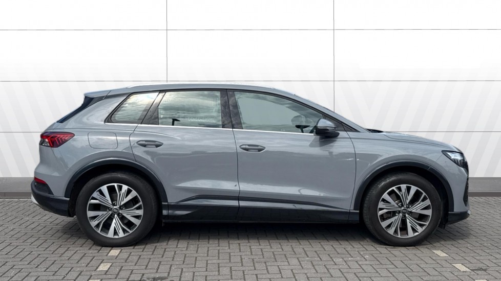 Audi Q4 e-tron 210kW 45 Quattro 82kWh Sport 5dr Auto [Leather] Electric Estate - Image 5