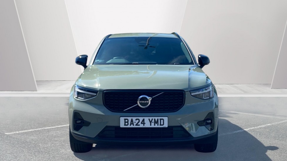 Volvo XC40 2.0 B3P Plus Dark 5dr Auto Petrol Estate - Image 8