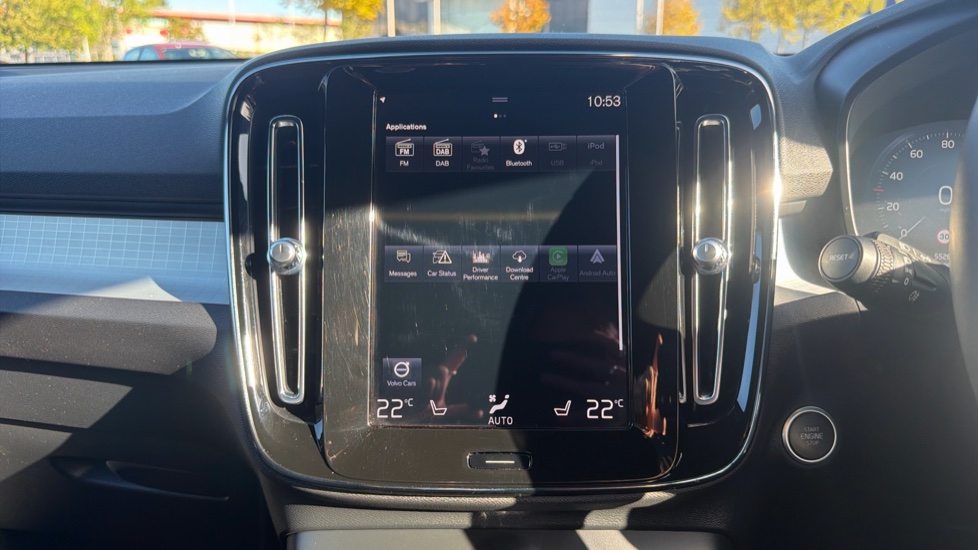 Volvo XC40 1.5 T4 Recharge PHEV Plus Dark 5dr Auto Estate - Image 15