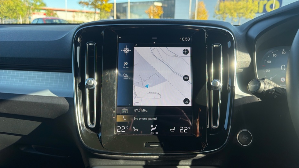 Volvo XC40 1.5 T4 Recharge PHEV Plus Dark 5dr Auto Estate - Image 16