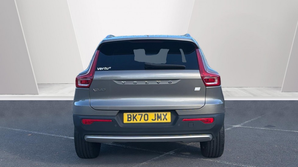 Volvo XC40 1.5 T5 Recharge PHEV Inscription 5dr Auto Estate - Image 8