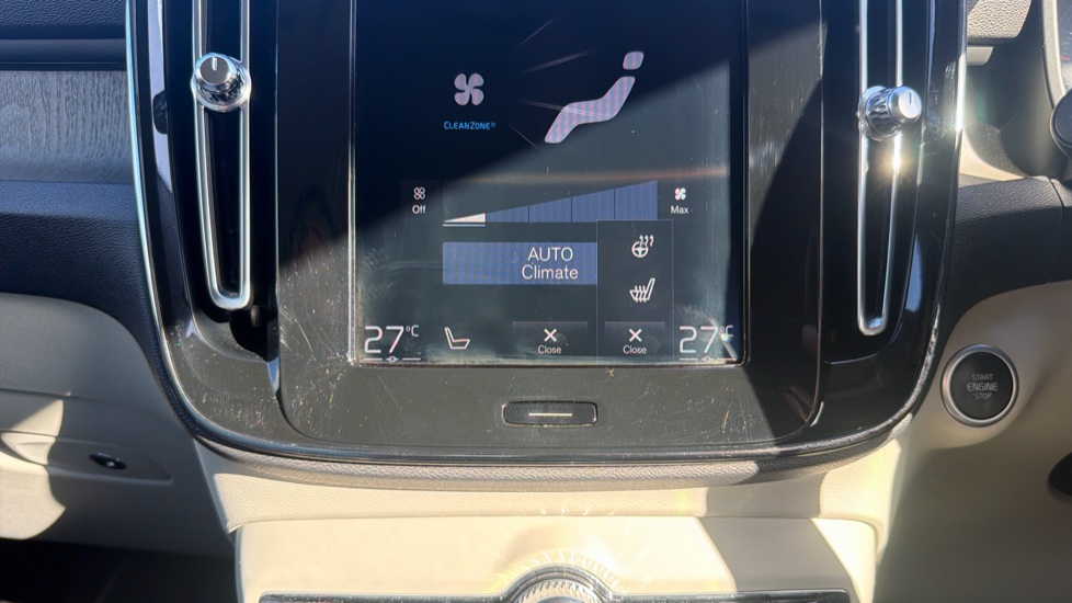 Volvo XC40 1.5 T5 Recharge PHEV Inscription 5dr Auto Estate - Image 20
