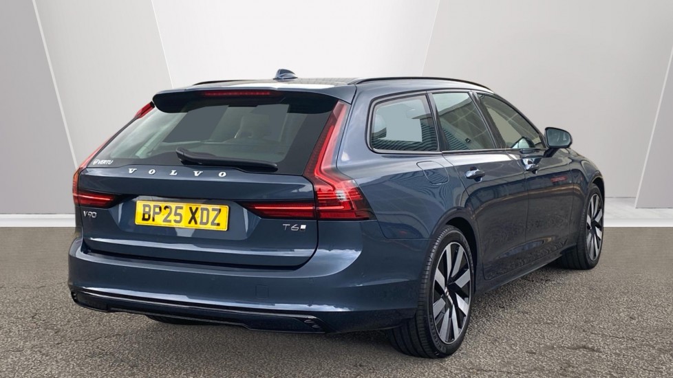 Volvo V90 2.0 T6 [350] PHEV Plus Dark 5dr AWD Auto Estate - Image 2