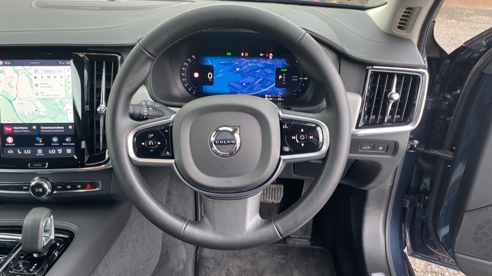 Volvo V90 2.0 T6 [350] PHEV Plus Dark 5dr AWD Auto Estate - Image 10