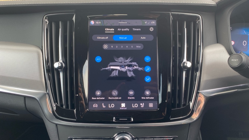 Volvo V90 2.0 T6 [350] PHEV Plus Dark 5dr AWD Auto Estate - Image 22