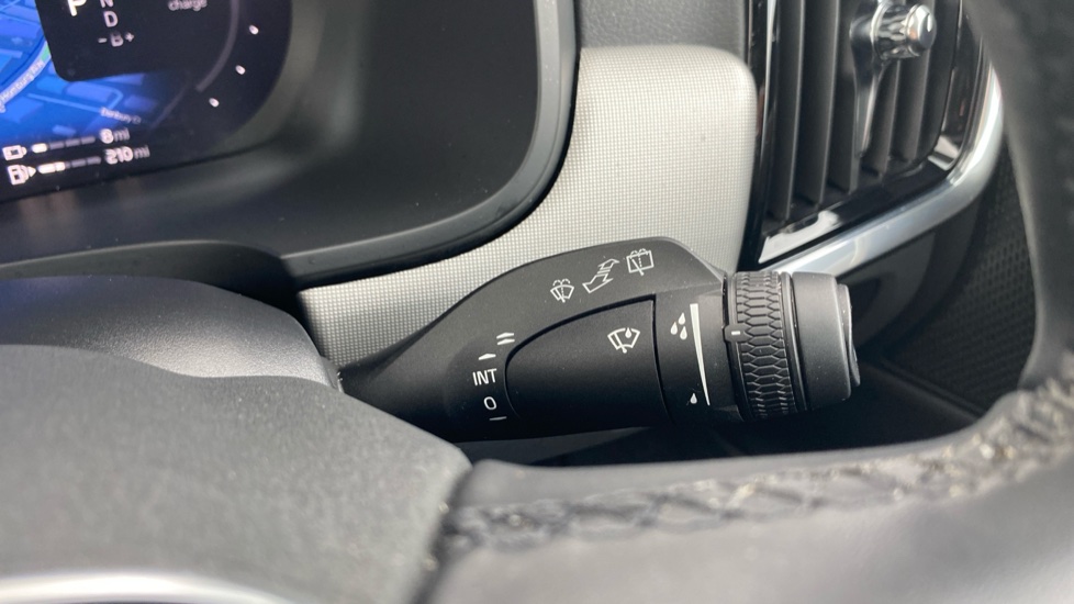 Volvo V90 2.0 T6 [350] PHEV Plus Dark 5dr AWD Auto Estate - Image 30