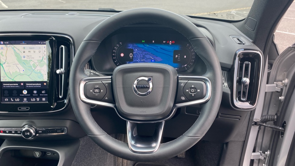 Volvo XC40 2.0 B3P Plus Dark 5dr Auto Petrol Estate - Image 10