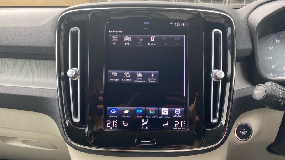 Volvo XC40 1.5 T5 Recharge PHEV Inscription Pro 5dr Auto Estate - Image 14