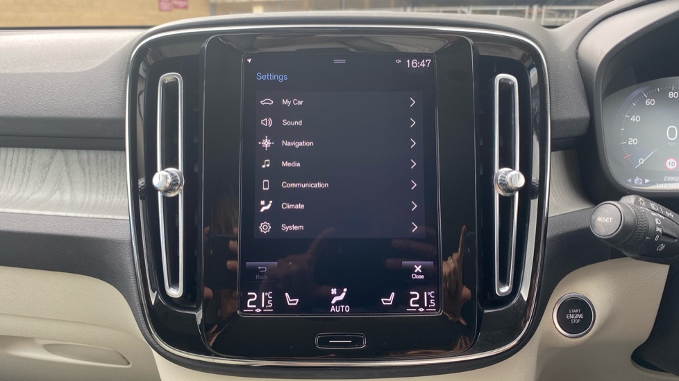 Volvo XC40 1.5 T5 Recharge PHEV Inscription Pro 5dr Auto Estate - Image 20