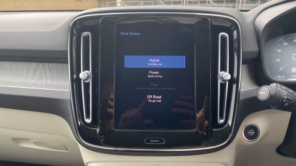 Volvo XC40 1.5 T5 Recharge PHEV Inscription Pro 5dr Auto Estate - Image 22