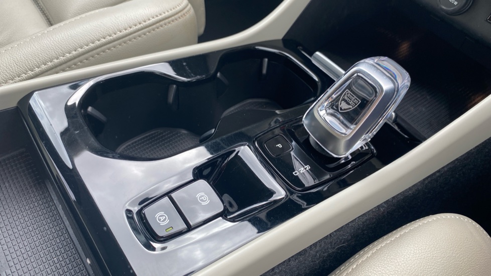 Volvo XC40 1.5 T5 Recharge PHEV Inscription Pro 5dr Auto Estate - Image 23