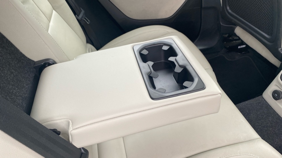 Volvo XC40 1.5 T5 Recharge PHEV Inscription Pro 5dr Auto Estate - Image 37