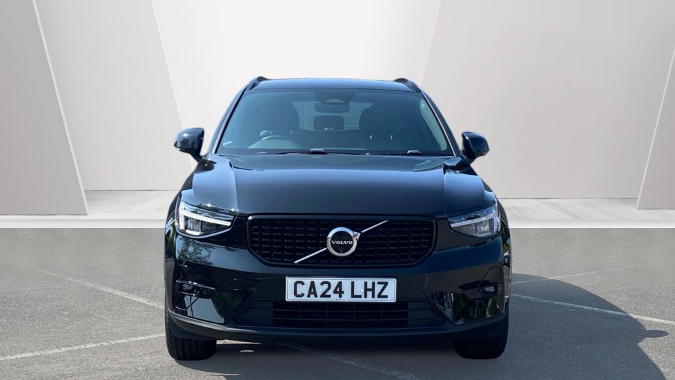 Volvo XC40 2.0 B3P Plus Dark 5dr Auto Petrol Estate - Image 8
