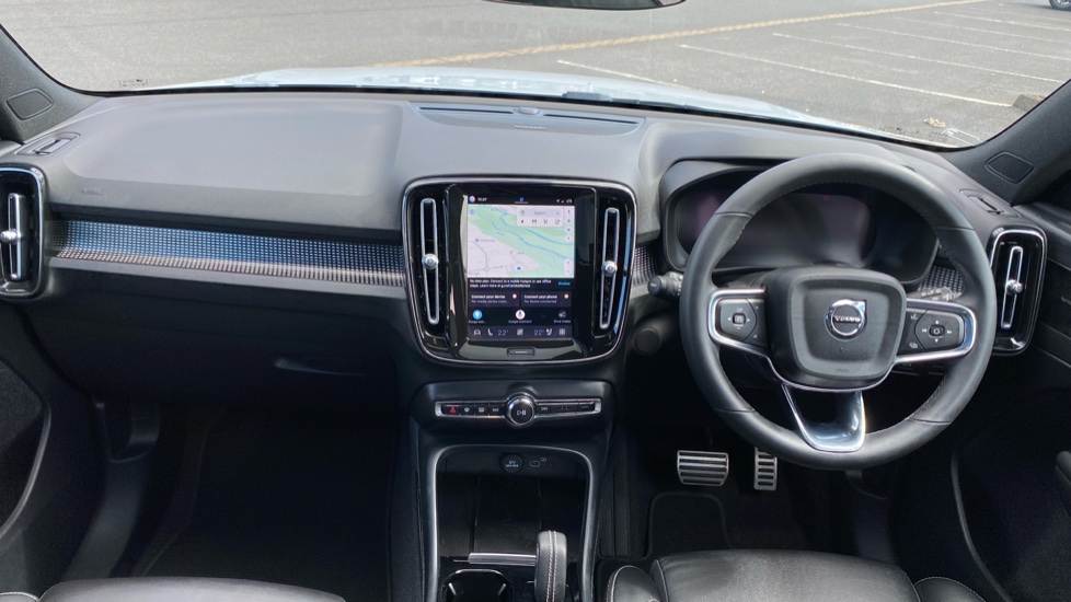 Volvo XC40 300kW Recharge Twin Pro 78kWh 5dr AWD Auto Electric Estate - Image 5