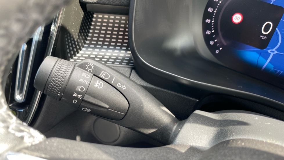Volvo XC40 300kW Recharge Twin Pro 78kWh 5dr AWD Auto Electric Estate - Image 34