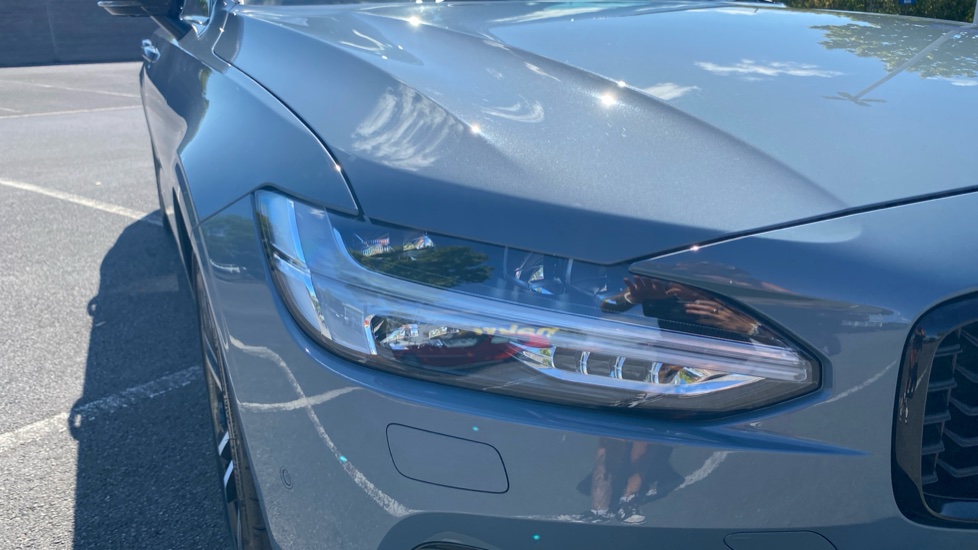 Volvo V90 2.0 T6 [350] RC PHEV Ultimate Dark 5dr AWD Auto Estate - Image 45