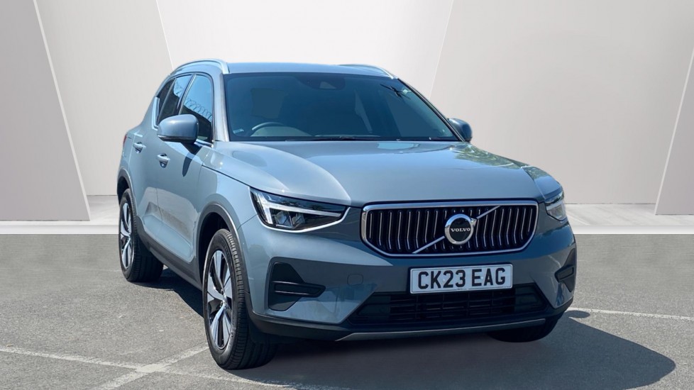 Volvo XC40 1.5 T4 Recharge PHEV Core Bright 5dr Auto Estate - Image 1