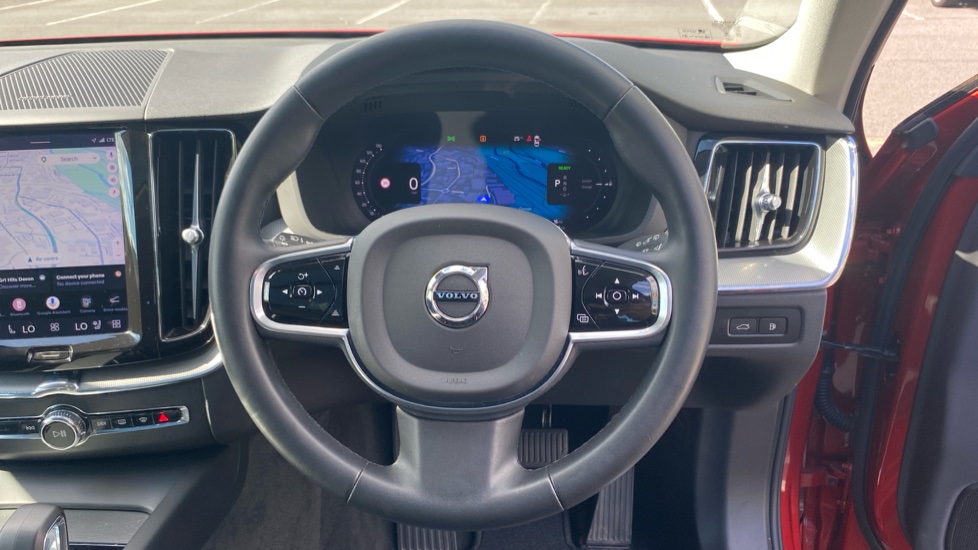 Volvo XC60 2.0 T6 [350] RC PHEV Plus Dark 5dr AWD Geartronic Estate - Image 11