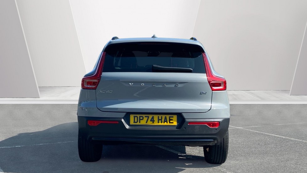 Volvo XC40 2.0 B4P Plus Dark 5dr Auto Petrol Estate - Image 7
