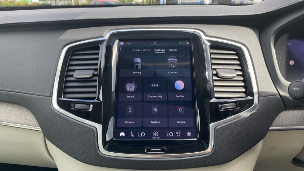 Volvo XC90 2.0 T8 [455] RC PHEV Plus Dark 5dr AWD Geartronic Estate - Image 15