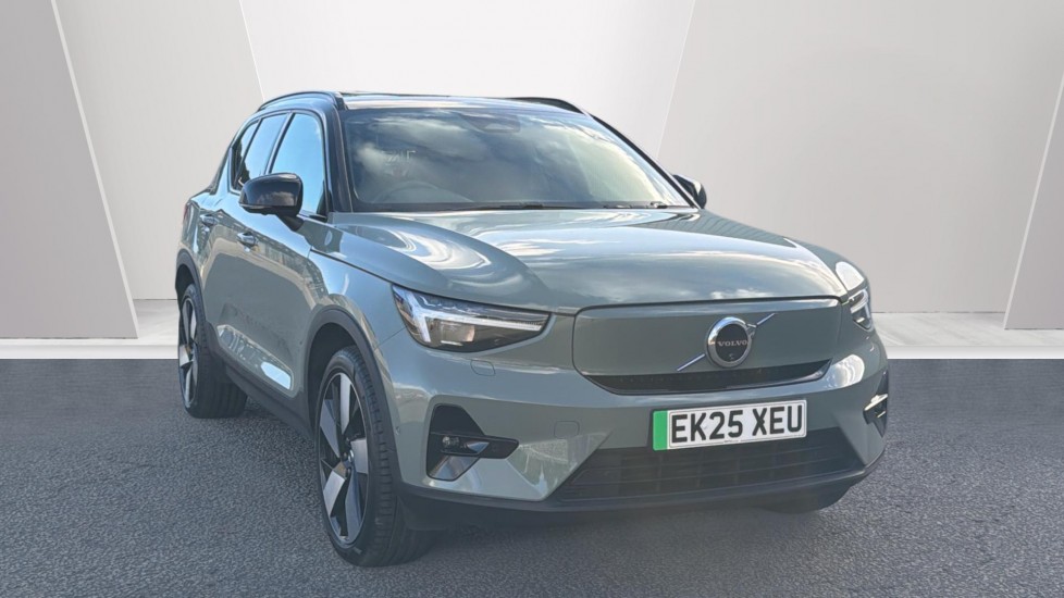 2025 Volvo EX40
