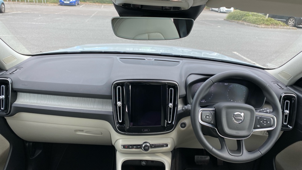 Volvo XC40 1.5 T3 [163] Inscription 5dr Geartronic Petrol Estate - Image 5