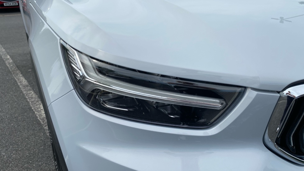 Volvo XC40 1.5 T3 [163] Inscription 5dr Geartronic Petrol Estate - Image 42