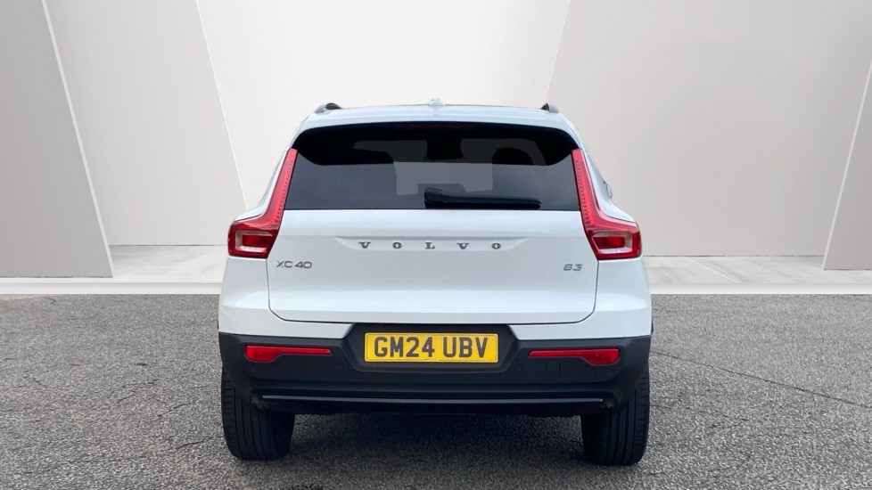 Volvo XC40 2.0 B3P Ultra Dark 5dr Auto Petrol Estate - Image 8